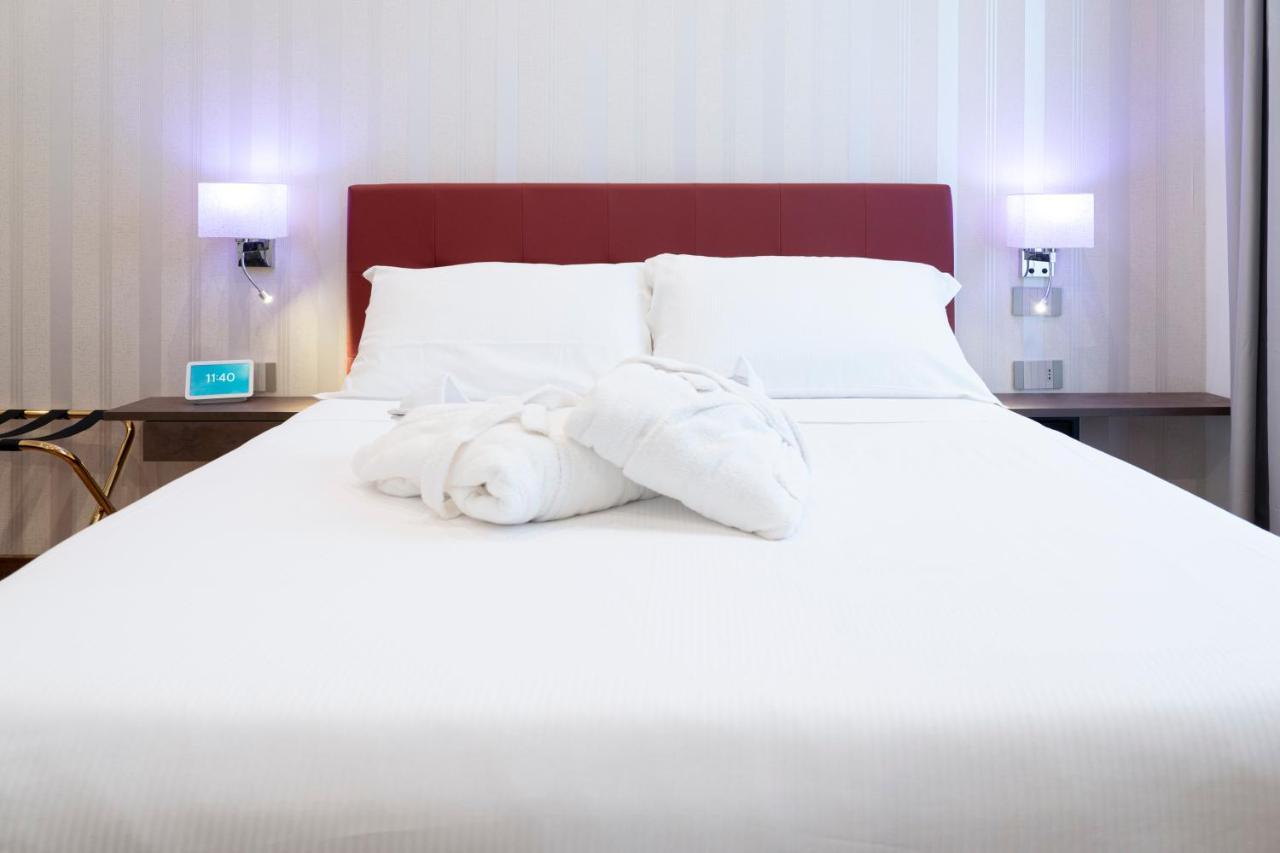 Varese Suites Екстериор снимка